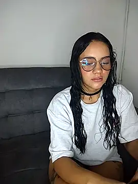 AntonelaDuarte online show from 12, 9, 2025