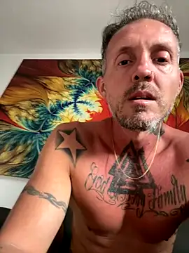 Snapshot of MagicLex1 chatting on 3, 10, 2025 MagicLex1 online show from 3, 10, 2025