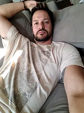 Snapshot of dancaEstrip chatting on 12, 9, 2025 dancaEstrip online show from 12, 9, 2025