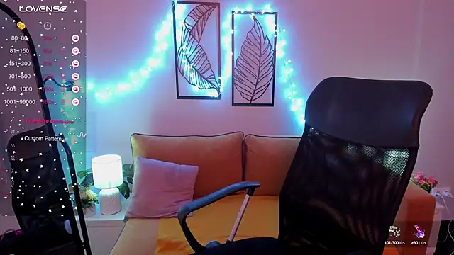 Snapshot of Hailey_Foxy chatting on 6, 10, 2025 Hailey Foxy online show from 6, 10, 2025