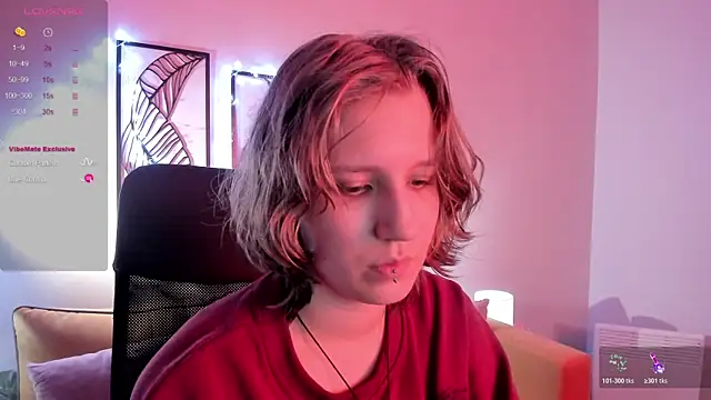 Snapshot of Hailey_Foxy chatting on 27, 10, 2025 Hailey Foxy online show from 27, 10, 2025