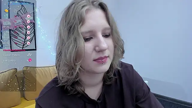 Hailey Foxy online show from 6, 2, 2026