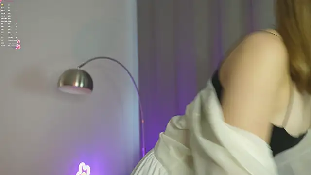 Lina Glow online show from 19, 9, 2025