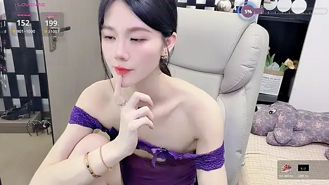 Yueyue-MM online show from 8, 5, 2026