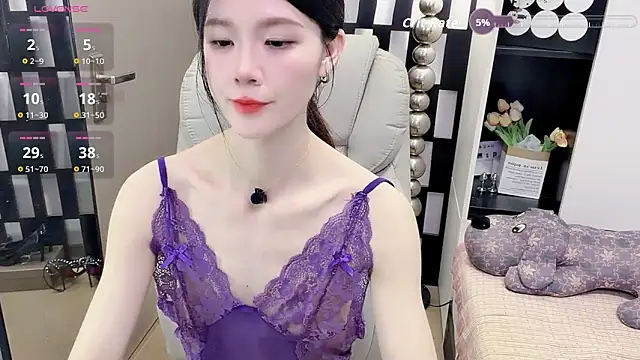 Yueyue-MM online show from 13, 5, 2026