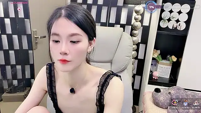 Yueyue-MM online show from 21, 6, 2026