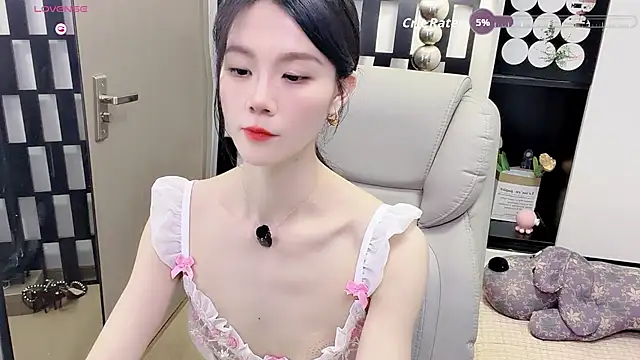Yueyue-MM online show from 24, 6, 2026