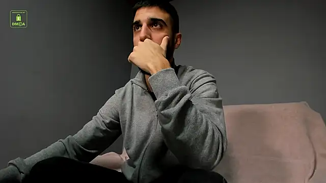 Zeyn Edwards online show from 21, 10, 2025