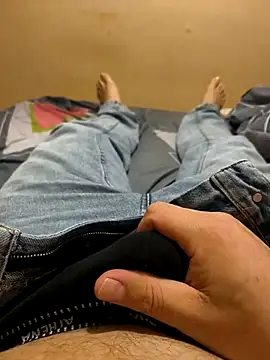 Normalludo0202 online show from 13, 11, 2025