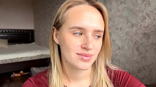 Snapshot of ElisabetLorney chatting on 18, 10, 2025 ElisabetLorney online show from 18, 10, 2025