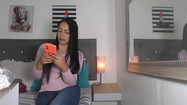 Snapshot of madison__love_ chatting on 6, 10, 2025 madison  love  online show from 6, 10, 2025