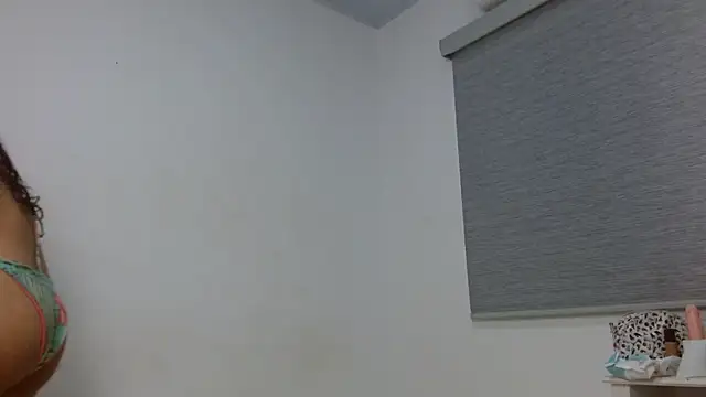 Snapshot of couples-hard-profond chatting on 11, 10, 2025 couples-hard-profond online show from 11, 10, 2025