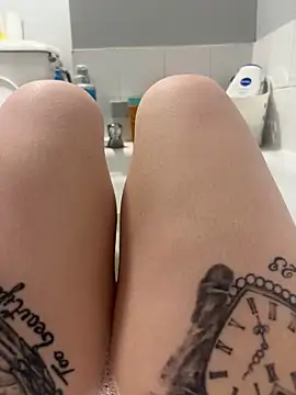 Snapshot of ChelseaSummerr chatting on 24, 10, 2025 ChelseaSummerr online show from 24, 10, 2025