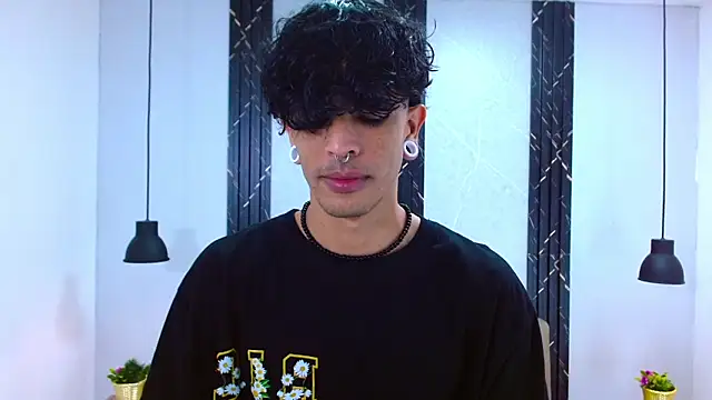 Snapshot of Franvill_Trato chatting on 27, 9, 2025 Franvill Trato online show from 27, 9, 2025