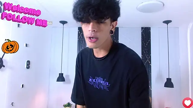 Snapshot of Franvill_Trato chatting on 9, 10, 2025 Franvill Trato online show from 9, 10, 2025