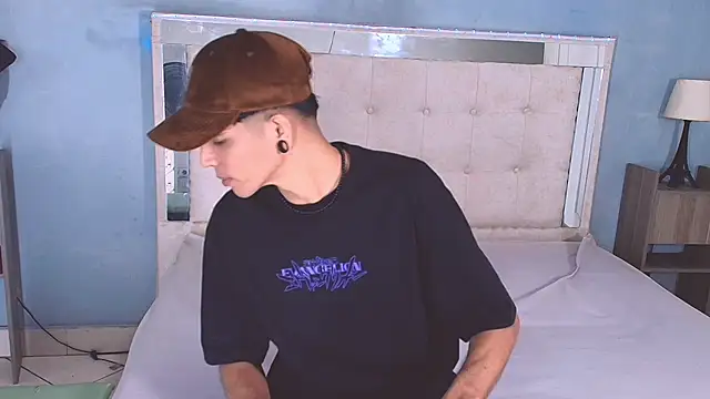 Snapshot of Franvill_Trato chatting on 18, 10, 2025 Franvill Trato online show from 18, 10, 2025