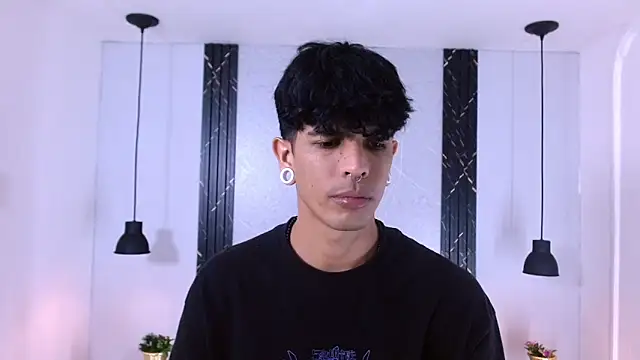 Snapshot of Franvill_Trato chatting on 23, 10, 2025 Franvill Trato online show from 23, 10, 2025