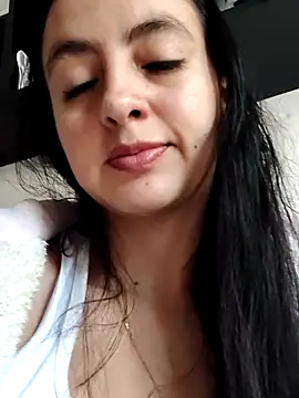 Snapshot of salo-rousee chatting on 28, 9, 2025 salo-rousee online show from 28, 9, 2025
