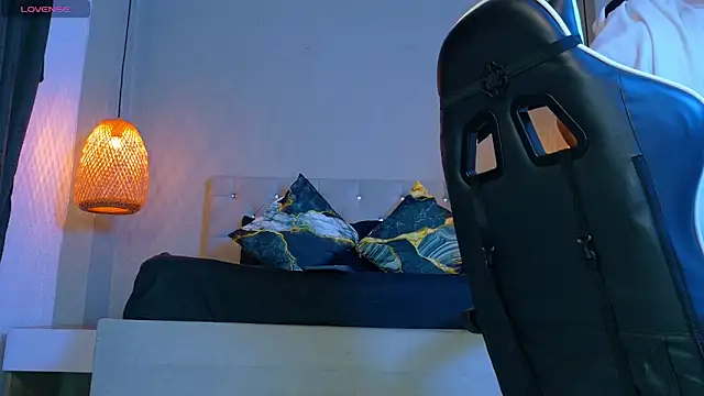 Snapshot of Thaiel_Fosteer chatting on 27, 2, 2026 Thaiel Fosteer online show from 27, 2, 2026