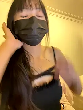 Snapshot of Minnie-2025 chatting on 14, 10, 2025 Minnie-2025 online show from 14, 10, 2025