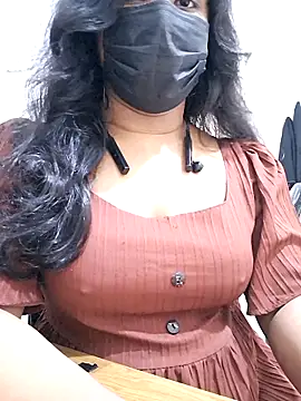 Snapshot of BeautyGirl_sara chatting on 18, 9, 2025 BeautyGirl sara online show from 18, 9, 2025