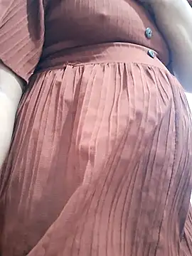 Snapshot of BeautyGirl_sara chatting on 1, 2, 2026 BeautyGirl sara online show from 1, 2, 2026