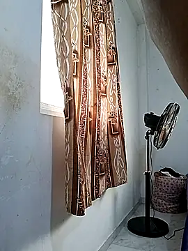 Snapshot of BeautyGirl_sara chatting on 28, 7, 2026 BeautyGirl sara online show from 28, 7, 2026