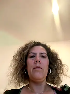 Paty chic online show from 14, 10, 2025