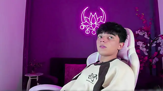 LucaDelart online show from 3, 10, 2025