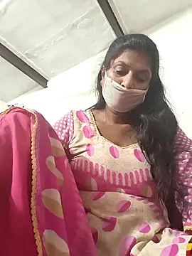 Snapshot of komi_33 chatting on 12, 11, 2025 komi 33 online show from 12, 11, 2025