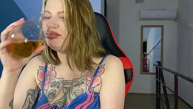 Mia Kamp online show from 16, 9, 2025