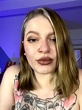 Mia Kamp online show from 19, 10, 2025