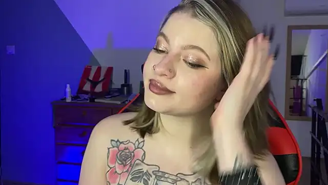 Mia Kamp online show from 20, 10, 2025