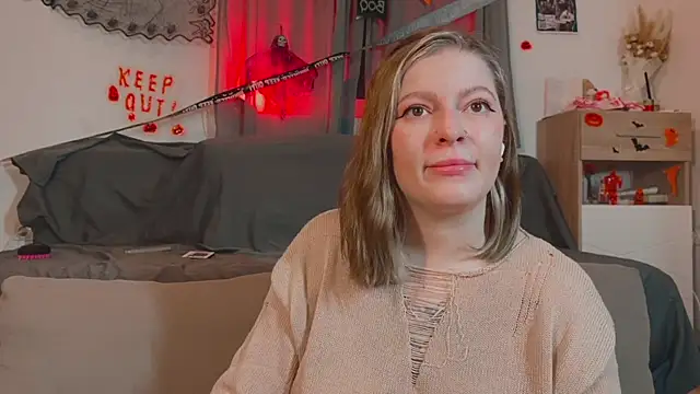 Mia Kamp online show from 28, 10, 2025