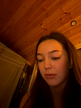 LillieOlive online show from 14, 12, 2025