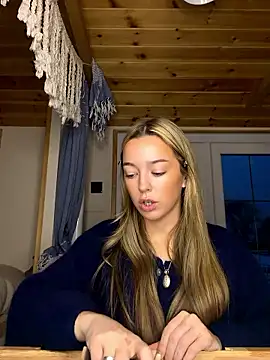 LillieOlive online show from 10, 1, 2026