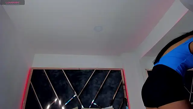 Snapshot of SusanaHenao chatting on 9, 9, 2025 SusanaHenao online show from 9, 9, 2025