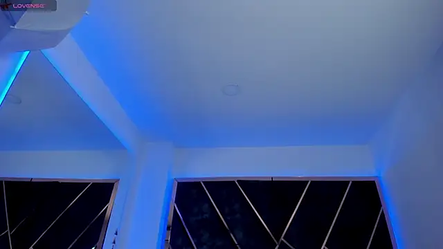 Snapshot of SusanaHenao chatting on 9, 1, 2026 SusanaHenao online show from 9, 1, 2026