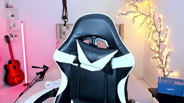 Snapshot of LenaStylesOA chatting on 14, 3, 2026 LenaStylesOA online show from 14, 3, 2026