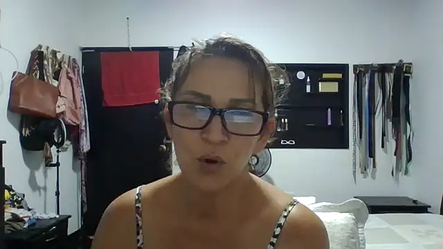 Snapshot of MiaVega chatting on 12, 2, 2026 MiaVega online show from 12, 2, 2026