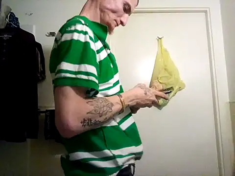 Snapshot of jizzyglizzy92 chatting on 16, 3, 2026 jizzyglizzy92 online show from 16, 3, 2026