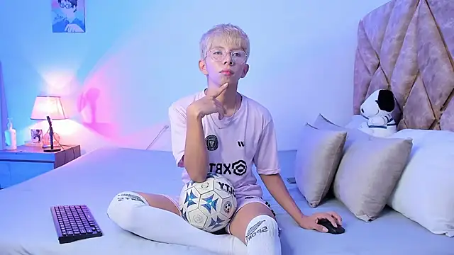 Hyunjin Son online show from 19, 1, 2026