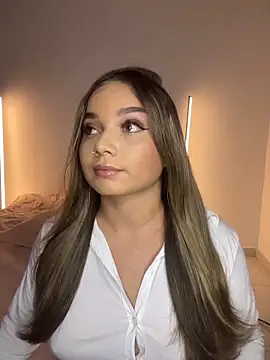 AnnyLopezzz  online show from 11, 11, 2025