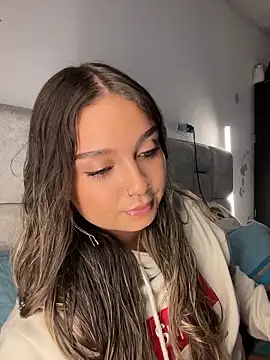 Snapshot of AnnyLopezzz_ chatting on 11, 6, 2026 AnnyLopezzz online show from 11, 6, 2026