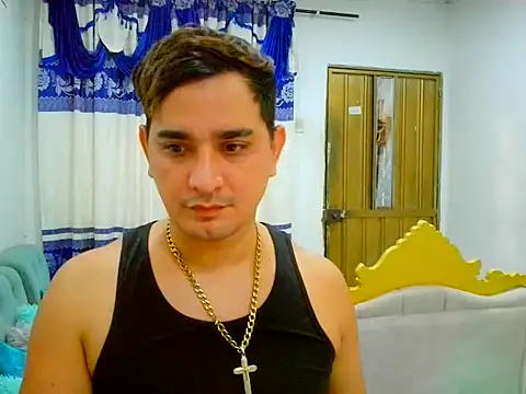 Snapshot of JHOVA23CM chatting on 10, 10, 2025 JHOVA23CM online show from 10, 10, 2025