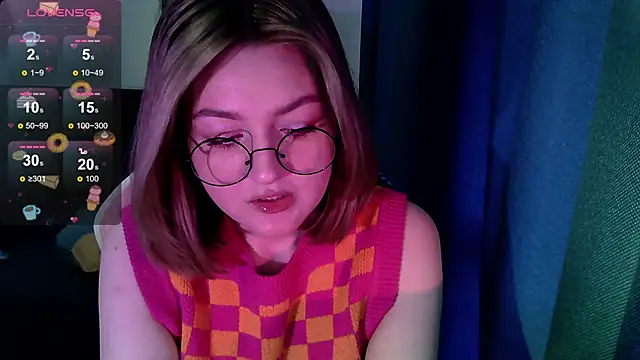 cute1stranger online show from 14, 9, 2025