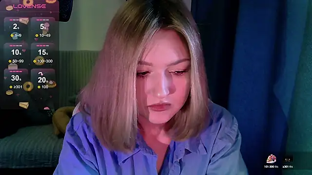 cute1stranger online show from 9, 10, 2025