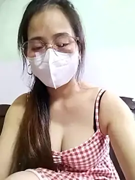 Snapshot of HELEN686 chatting on 10, 10, 2025 HELEN686 online show from 10, 10, 2025