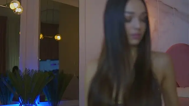 AmiraVeyl online show from 1, 10, 2025