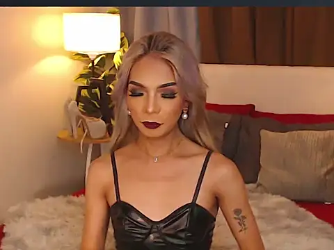 Snapshot of CelestinaMarquez0427 chatting on 21, 10, 2025 CelestinaMarquez0427 online show from 21, 10, 2025